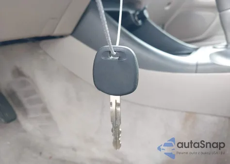 2002 Toyota Camry Le V6 z USA, uszkodzony, nr VIN 4T1BF32K12U010776